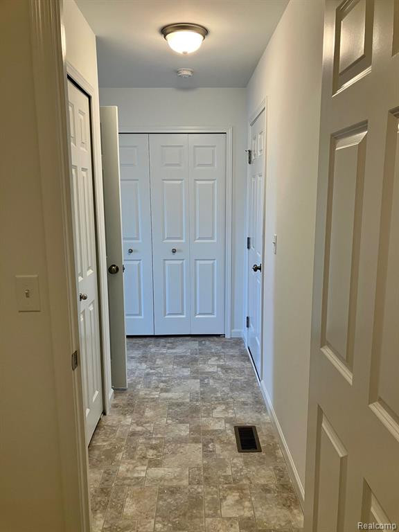 6743 Crossover Lane, 57, Ypsilanti, MI 48197 — Photo 8