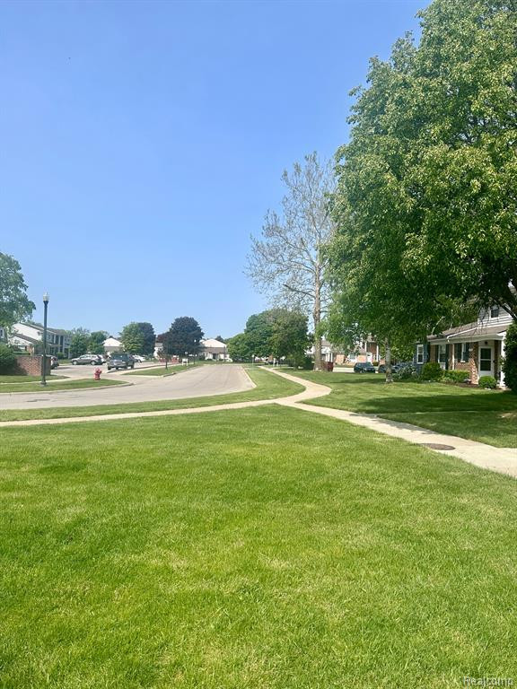 24770 OLDE ORCHARD Street, Novi, MI — Photo 3