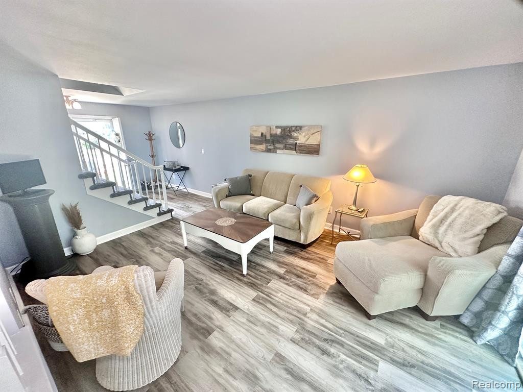 24770 OLDE ORCHARD Street, Novi, MI — Photo 11