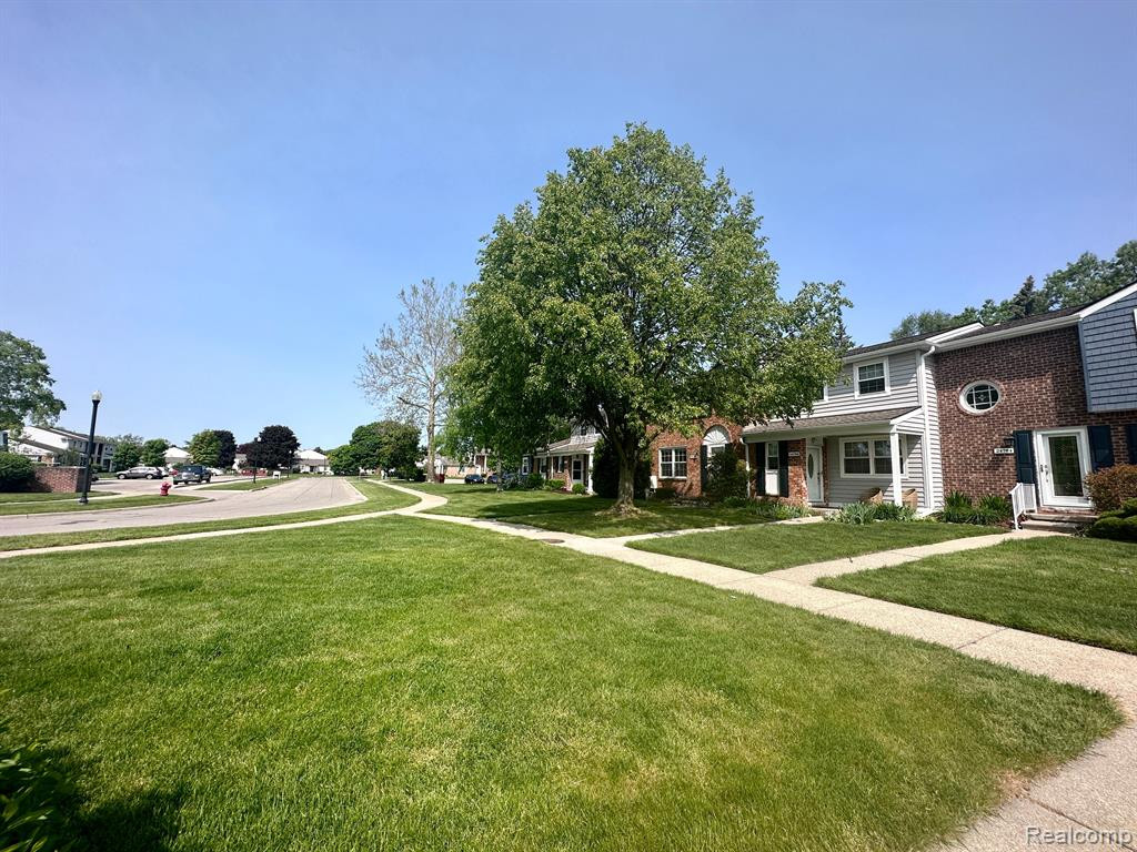 24770 OLDE ORCHARD Street, Novi, MI — Photo 57