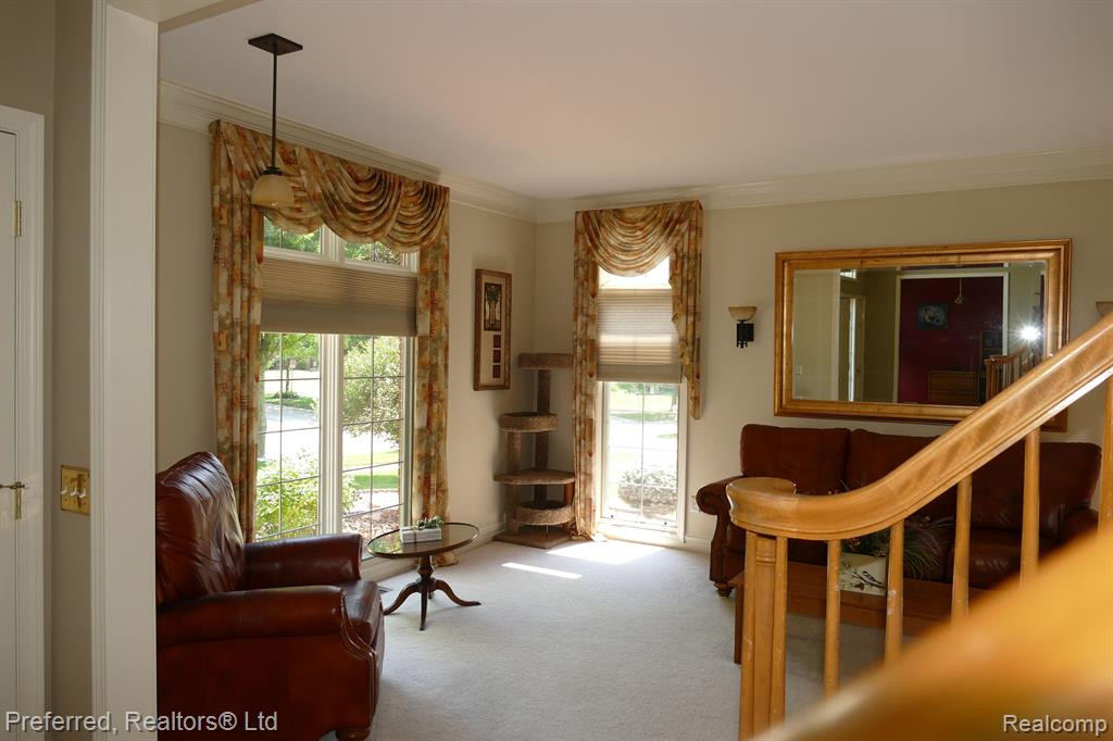 6959 KENNESAW Road, Canton, MI 48187 — Photo 8