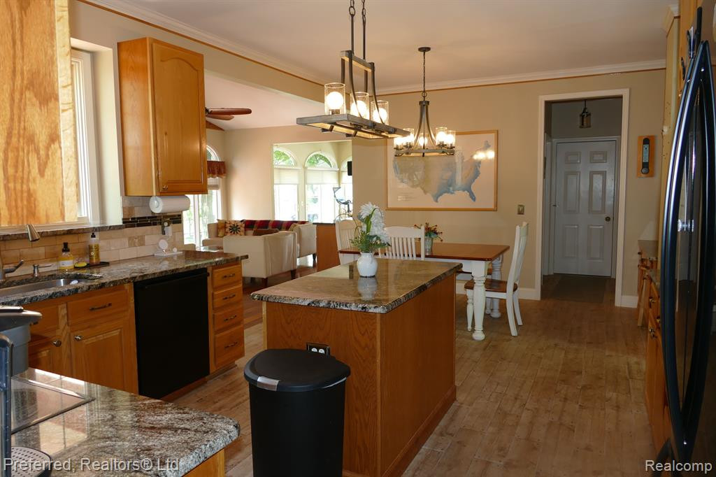 6959 KENNESAW Road, Canton, MI 48187 — Photo 13
