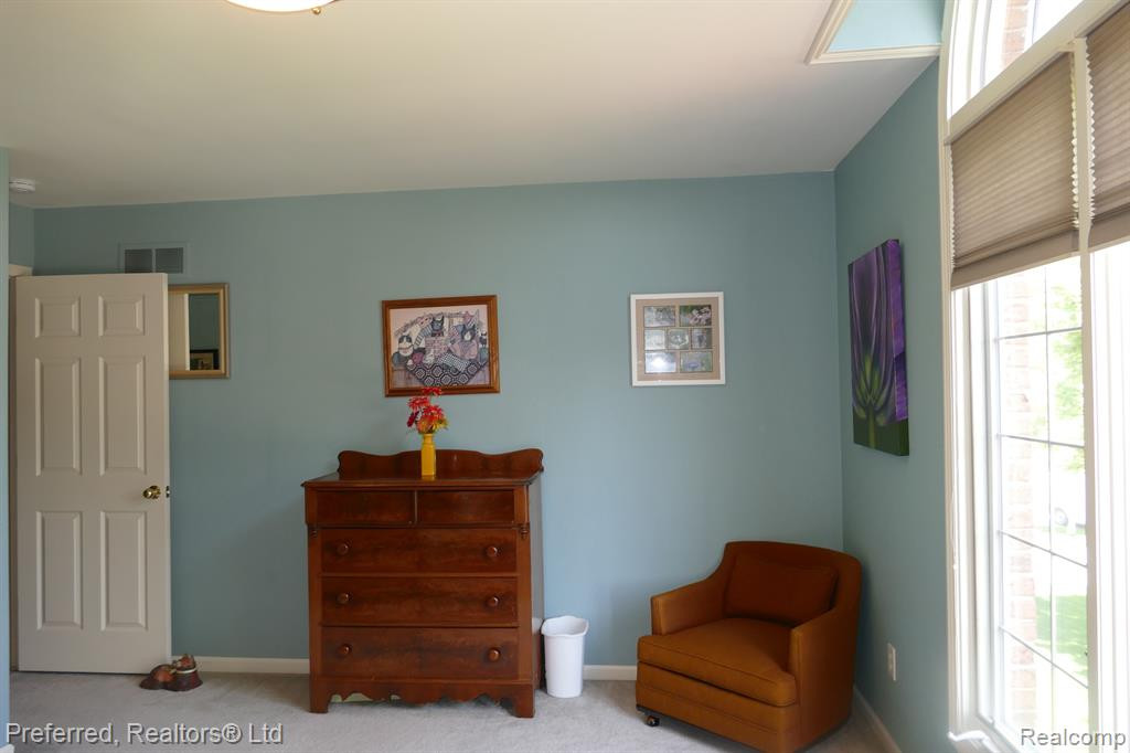 6959 KENNESAW Road, Canton, MI 48187 — Photo 32