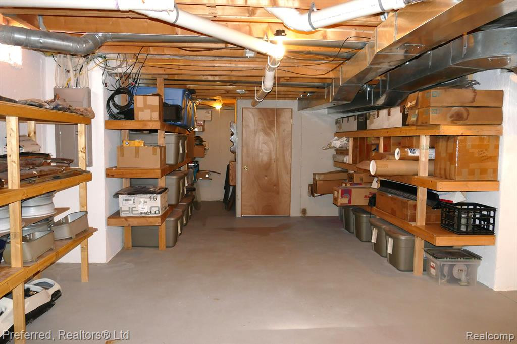 6959 KENNESAW Road, Canton, MI 48187 — Photo 36