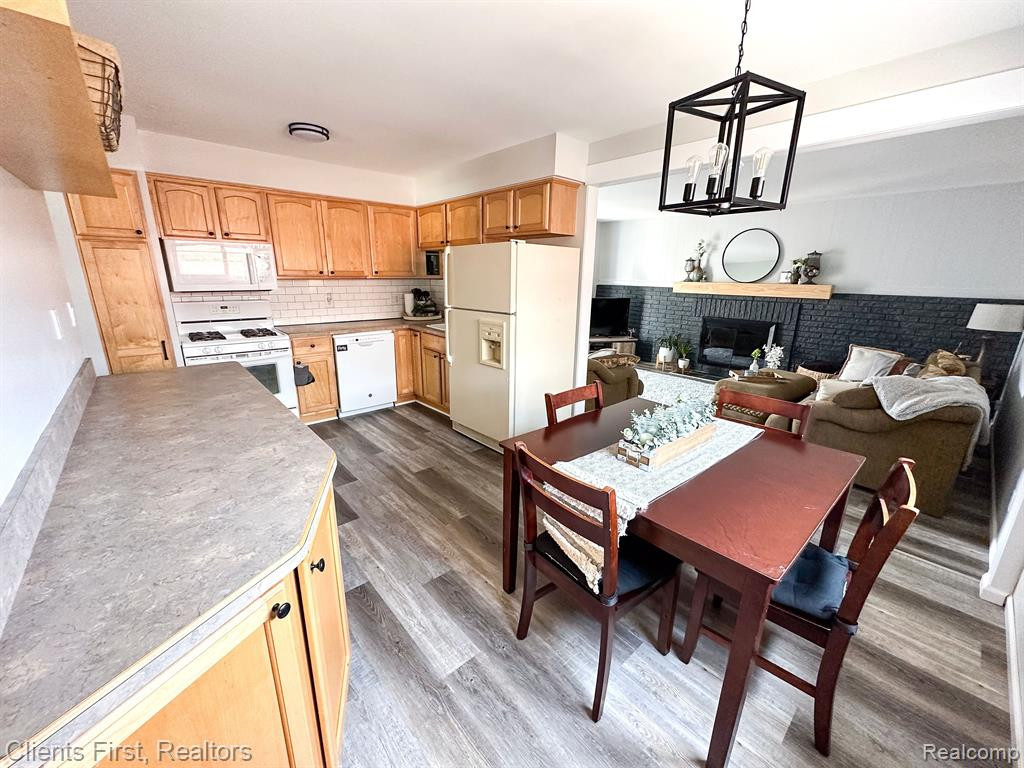 8355 ORHAN Street, Canton, MI 48187 — Photo 7