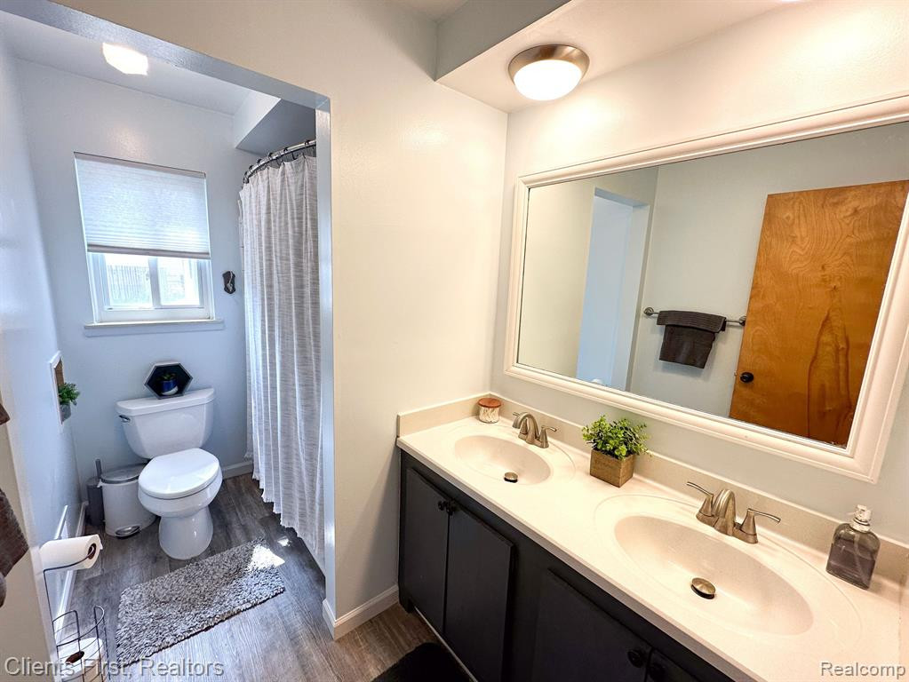 8355 ORHAN Street, Canton, MI 48187 — Photo 19