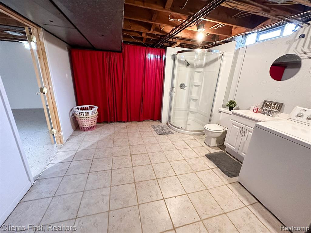 8355 ORHAN Street, Canton, MI 48187 — Photo 22
