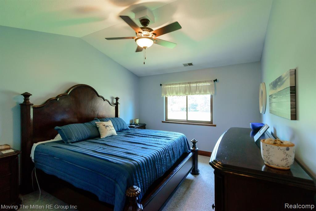 9564 WHEATGRASS Lane, Van Buren, MI 48111 — Photo 25