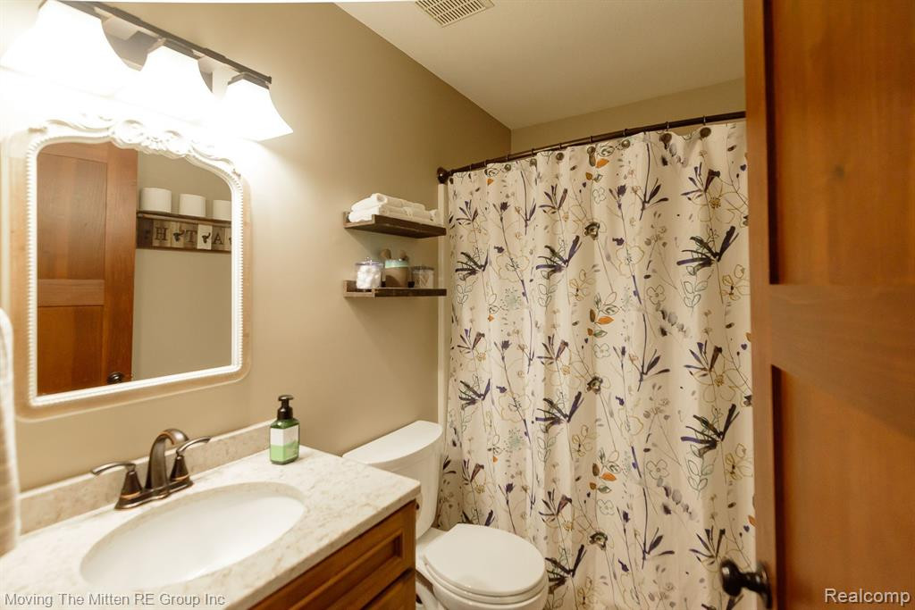 9564 WHEATGRASS Lane, Van Buren, MI 48111 — Photo 29