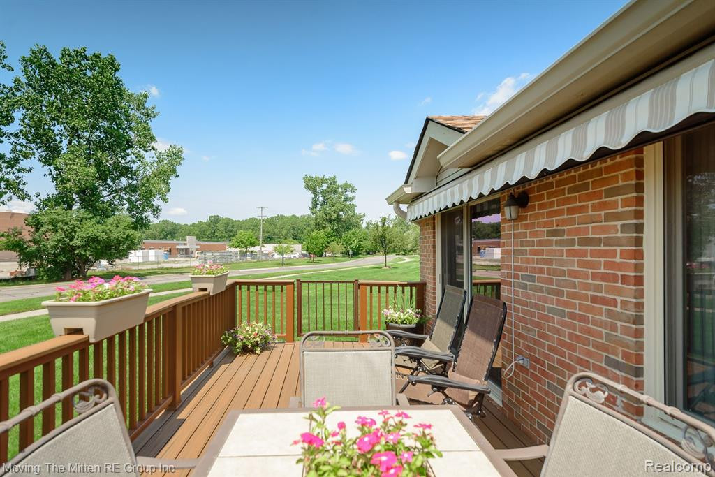 9564 WHEATGRASS Lane, Van Buren, MI 48111 — Photo 31