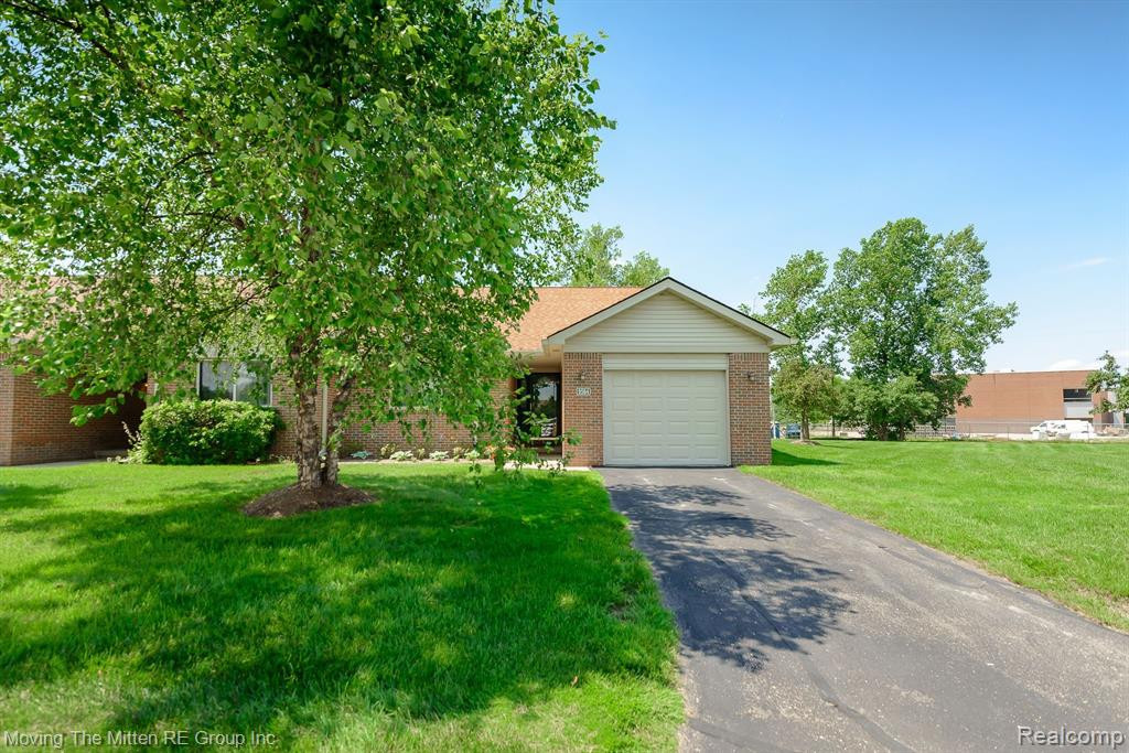 9564 WHEATGRASS Lane, Van Buren, MI 48111 — Photo 37