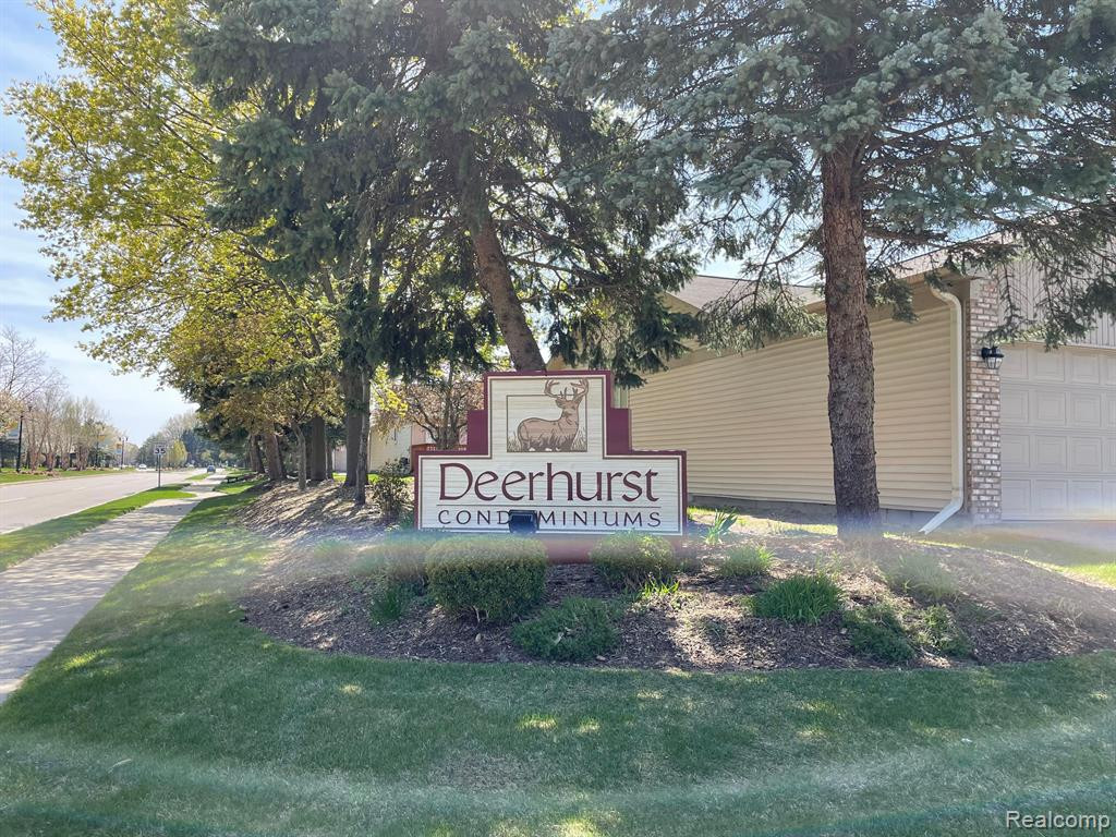 6821 DEERHURST Drive, Westland, MI — Photo 25