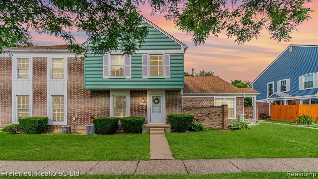 23617 Stonehenge Boulevard, Novi, MI — front exterior