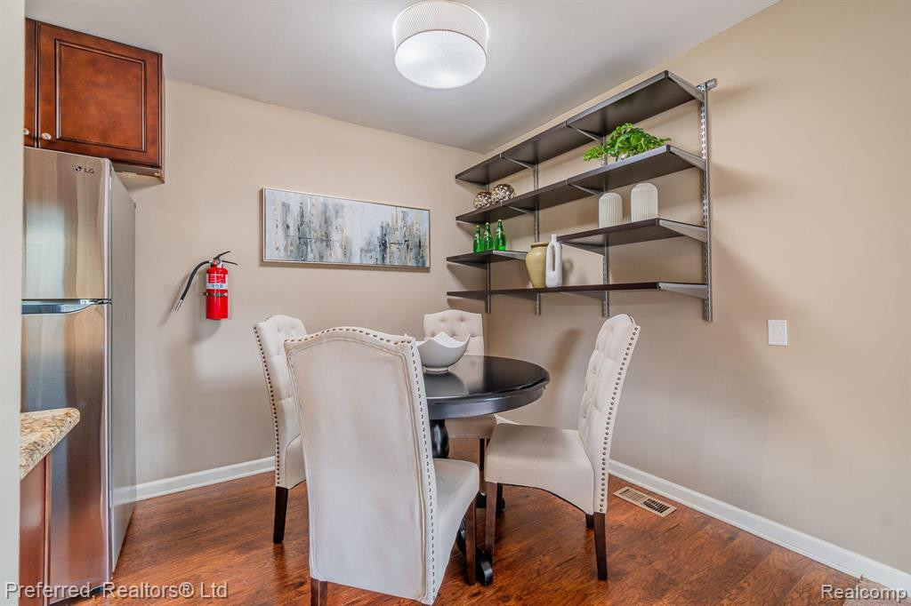 23617 Stonehenge Boulevard, Novi, MI — Photo 10