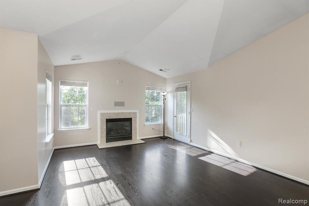 3889 Berkeley Avenue, Canton, MI 48188 — Photo 10