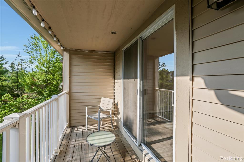 3889 Berkeley Avenue, Canton, MI 48188 — Photo 19