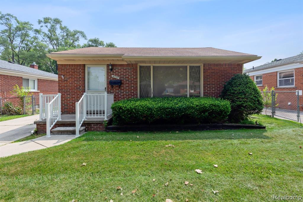 6630 NORBORNE Avenue, Dearborn Heights, MI 48127 — front exterior