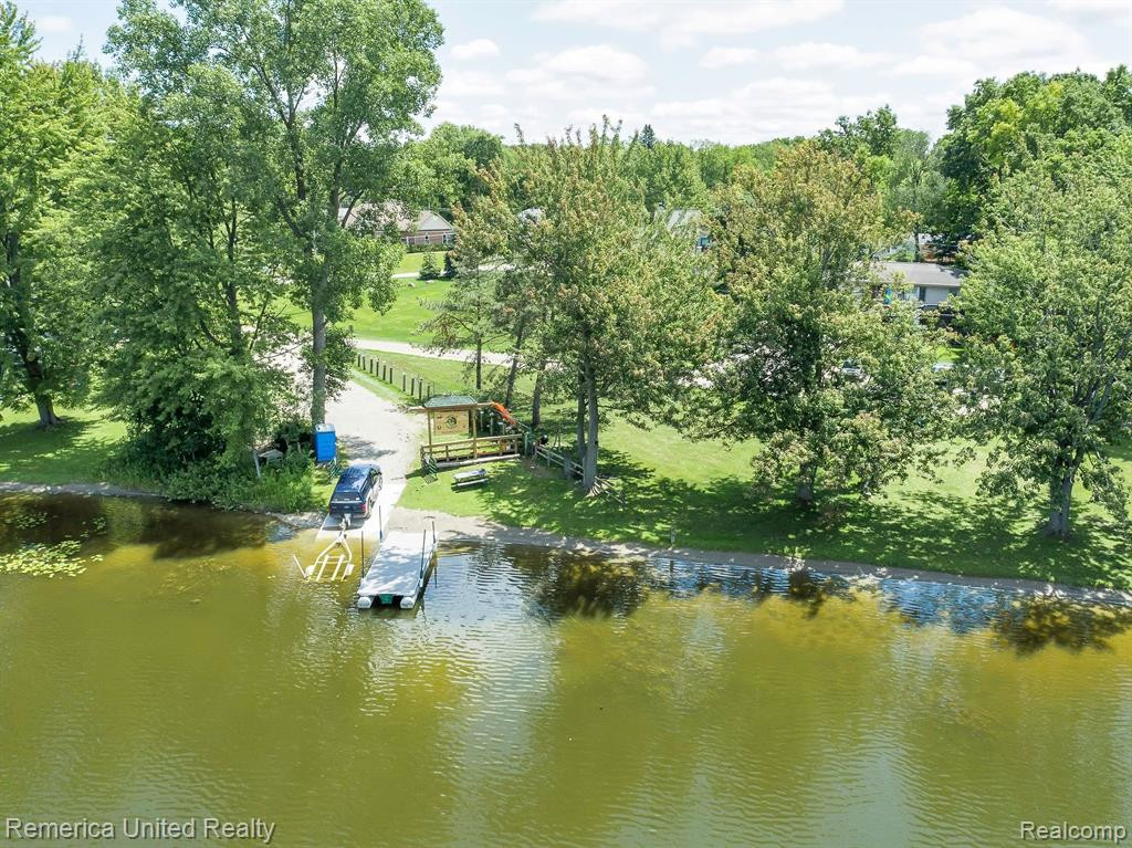 690 6 MILE Road, Whitmore Lake, MI 48189 — Photo 8