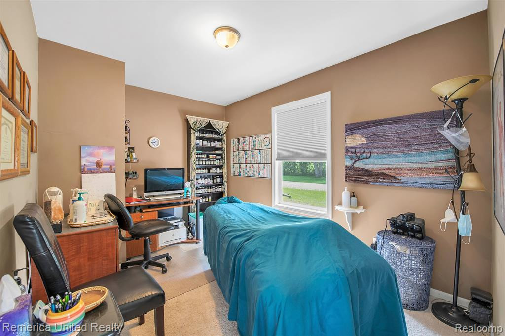 690 6 MILE Road, Whitmore Lake, MI 48189 — Photo 19
