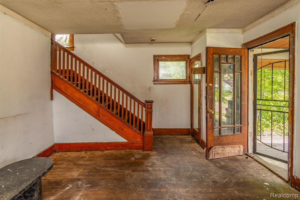 401 W GREENDALE, Highland Park, MI 48203 — Photo 4