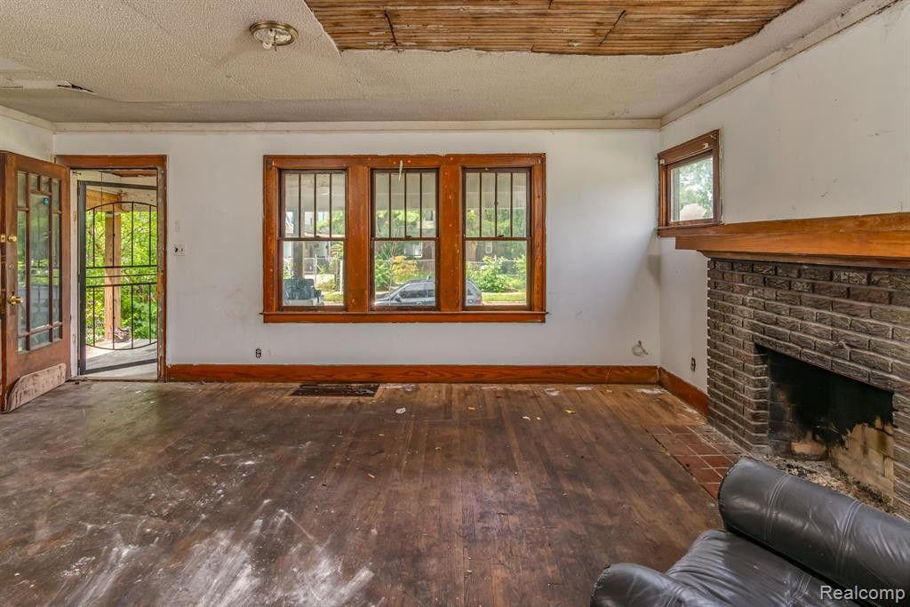 401 W GREENDALE, Highland Park, MI 48203 — Photo 6