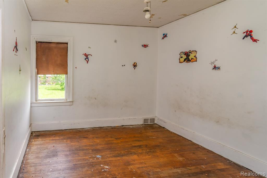 401 W GREENDALE, Highland Park, MI 48203 — Photo 15