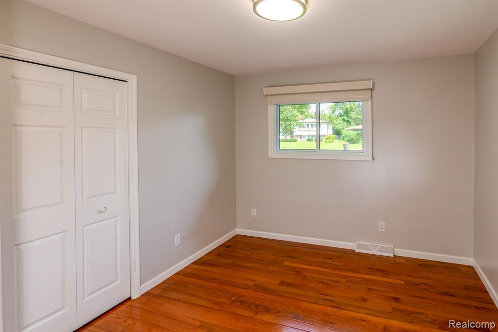 3 BRISTOL Ct, Ann Arbor, MI 48104 — Photo 13