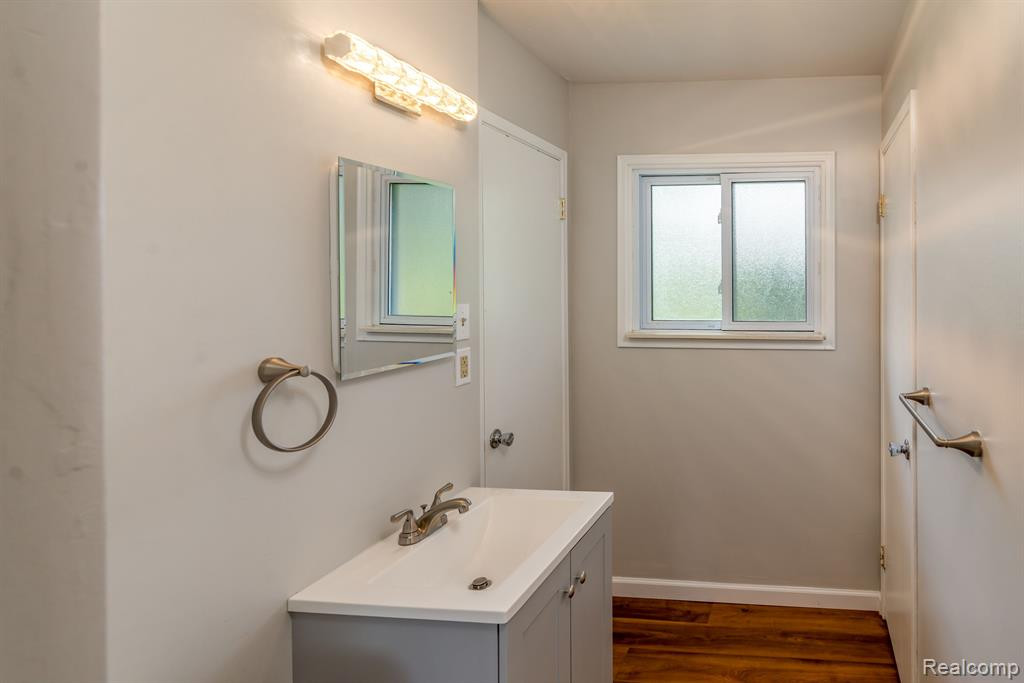 3 BRISTOL Ct, Ann Arbor, MI 48104 — Photo 18