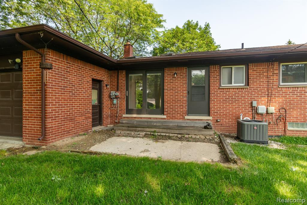 3 BRISTOL Ct, Ann Arbor, MI 48104 — Photo 23