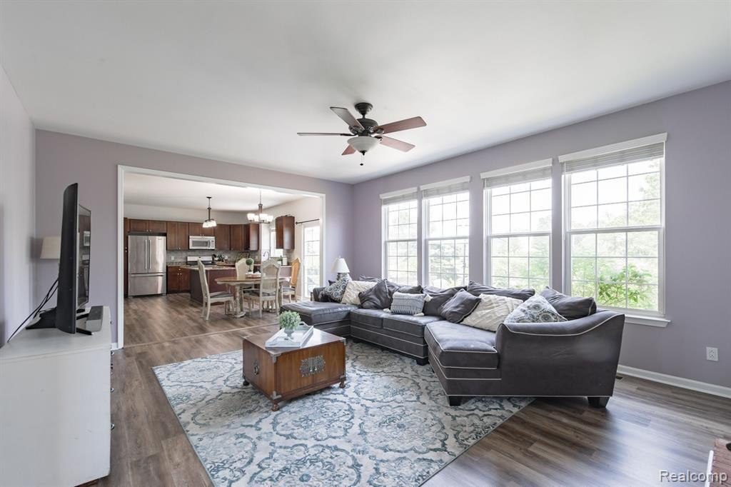 6030 CHERRYWOOD Drive, Ypsilanti, MI 48197 — Photo 17