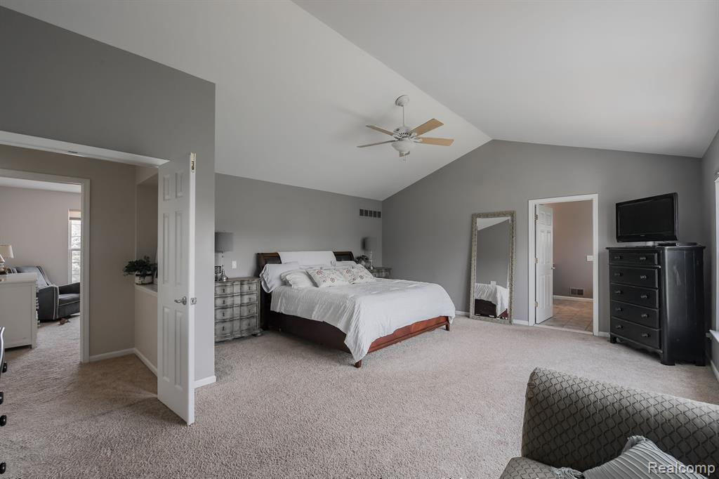 6030 CHERRYWOOD Drive, Ypsilanti, MI 48197 — Photo 34