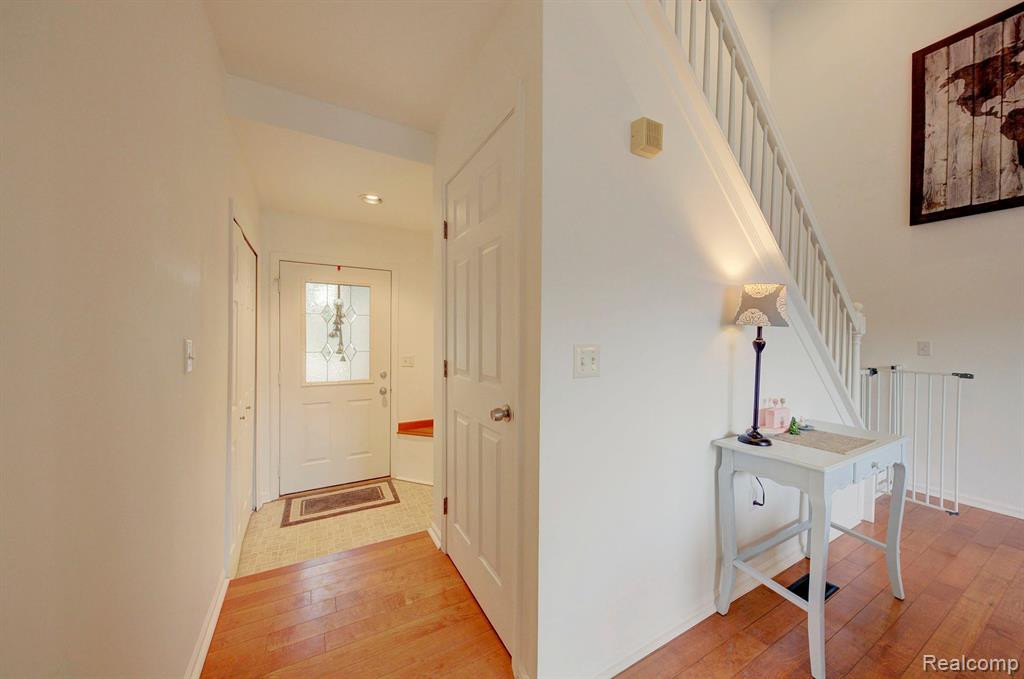 4273 Hunters Circle E, Canton, MI 48188 — Photo 5