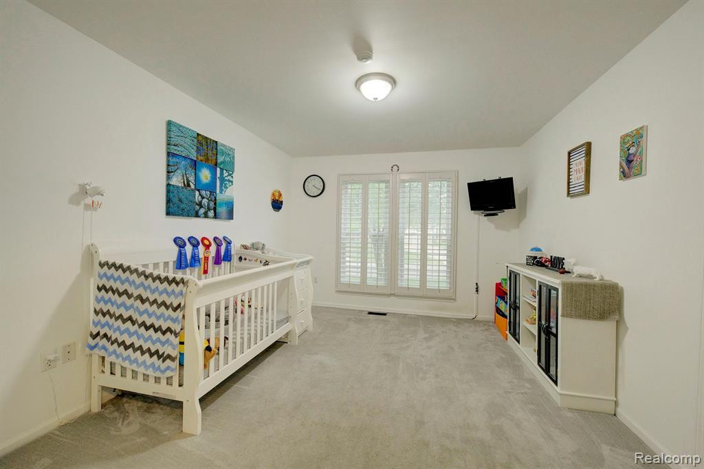 4273 Hunters Circle E, Canton, MI 48188 — Photo 16