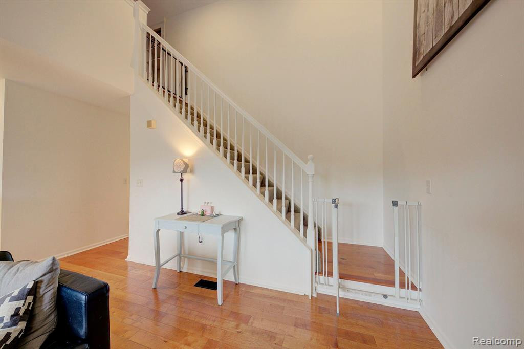 4273 Hunters Circle E, Canton, MI 48188 — Photo 20