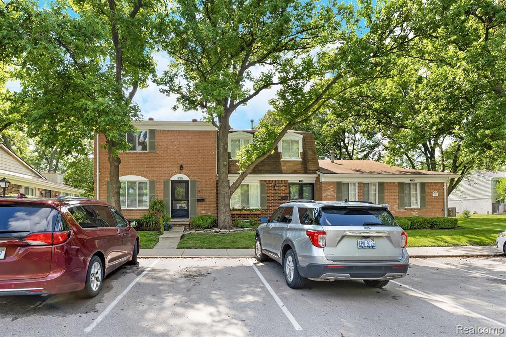 1910 TORQUAY Avenue, Royal Oak, MI 48073 — Photo 3