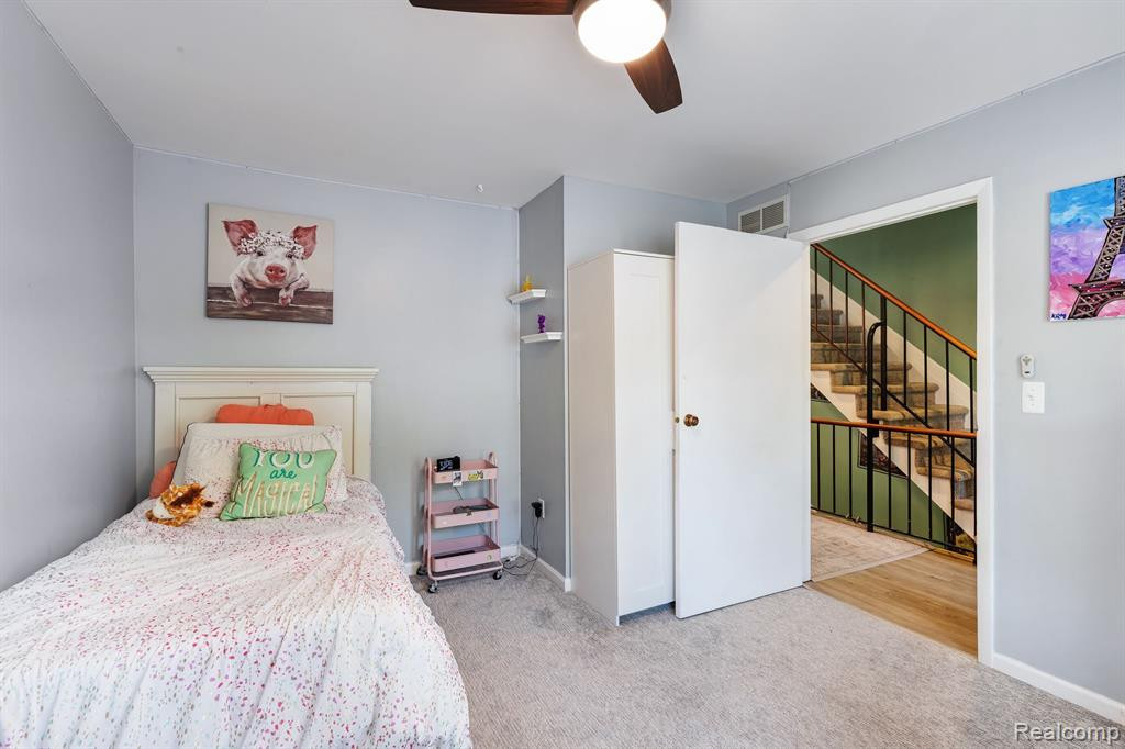 1910 TORQUAY Avenue, Royal Oak, MI 48073 — Photo 25