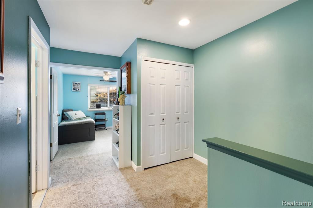 1910 TORQUAY Avenue, Royal Oak, MI 48073 — Photo 26