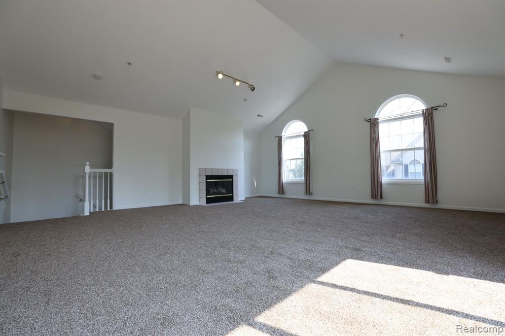 28385 CARLTON WAY Drive, Novi, MI 48377 — Photo 7