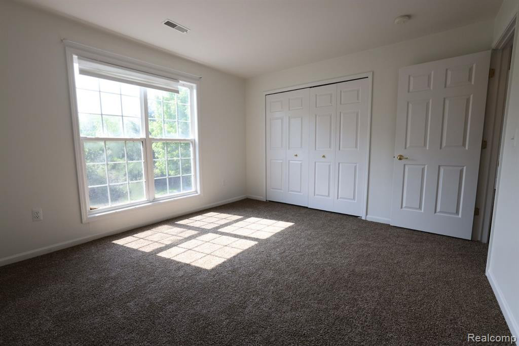 28385 CARLTON WAY Drive, Novi, MI 48377 — Photo 19