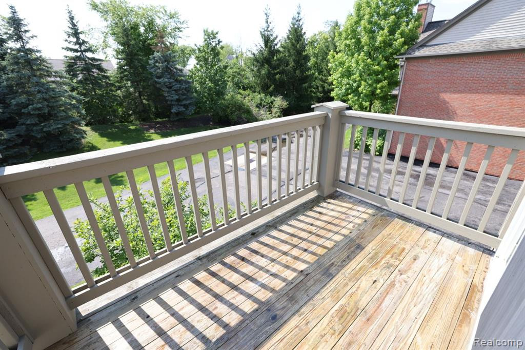 28385 CARLTON WAY Drive, Novi, MI 48377 — Photo 30