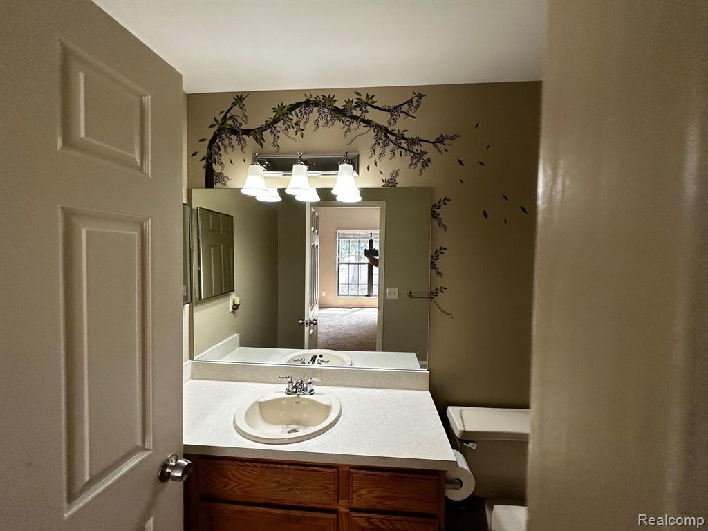 22214 PONDVIEW, Novi, MI — Photo 20