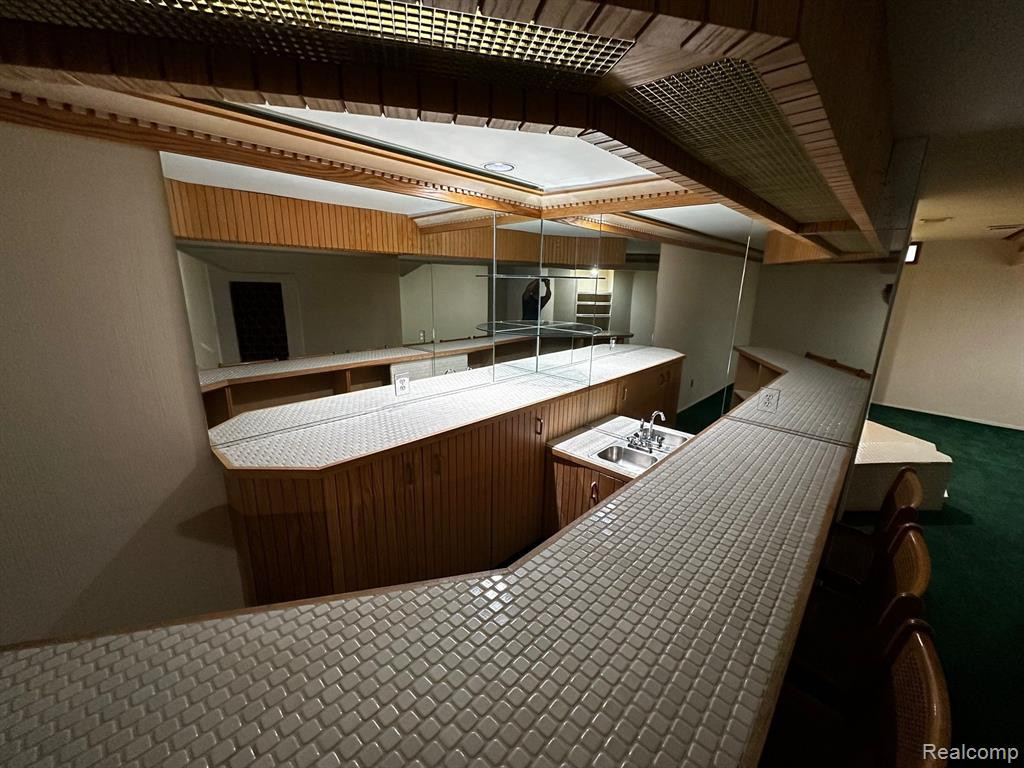 22214 PONDVIEW, Novi, MI — Photo 33