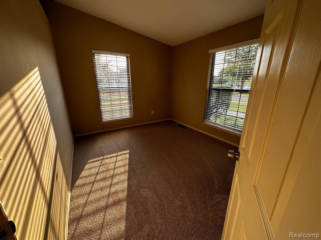 22214 PONDVIEW, Novi, MI — Photo 75