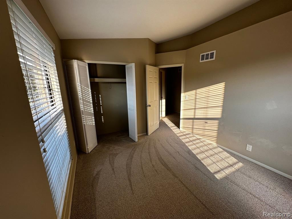 22214 PONDVIEW, Novi, MI — Photo 78