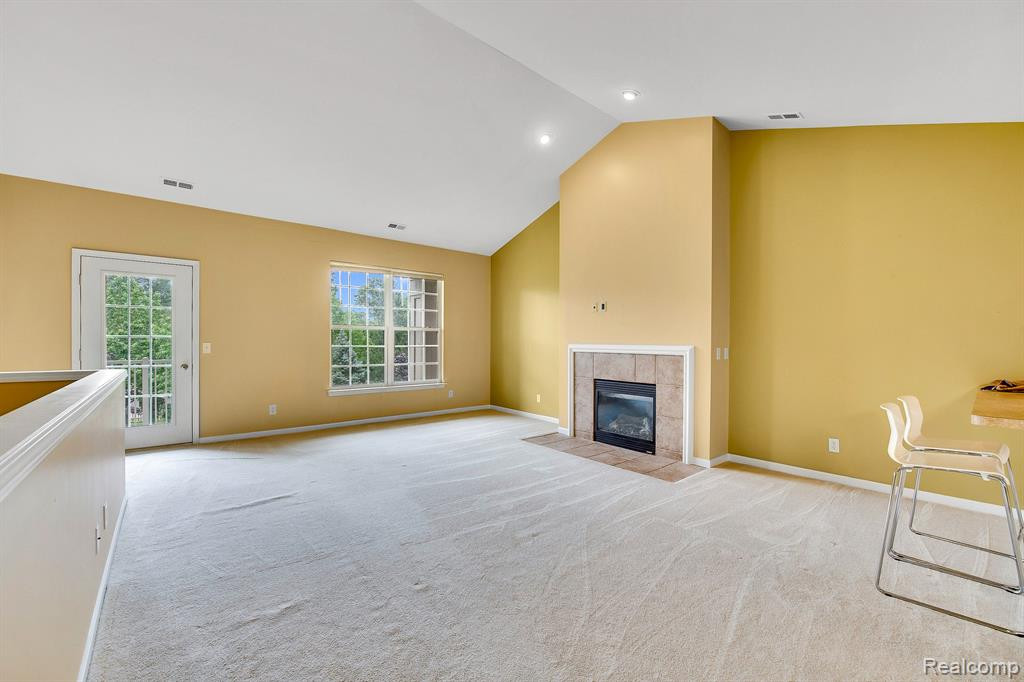 2413 KNOLLWOOD Drive, Canton, MI 48188 — Photo 9