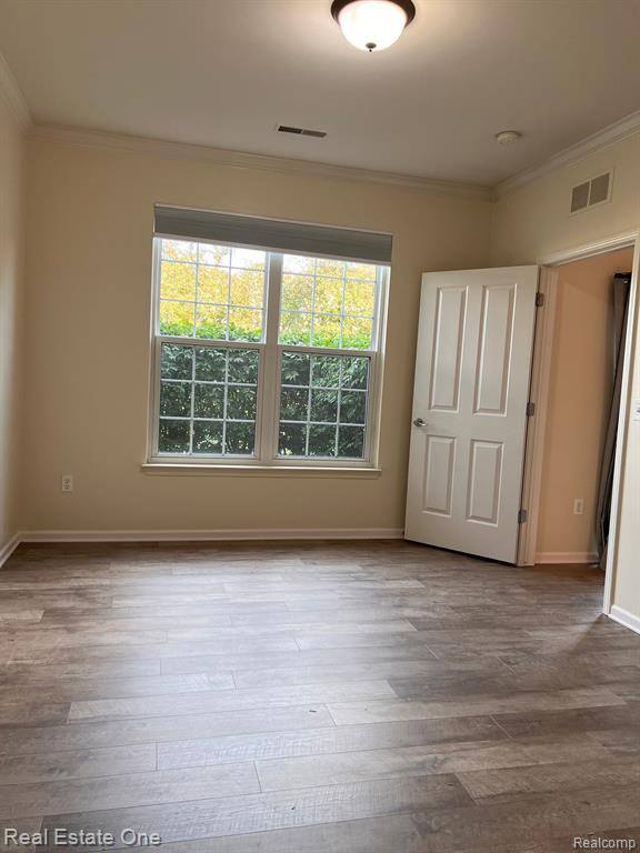 5102 WIDGEON Lane, 25, Walled Lake, MI 48390 — Photo 2