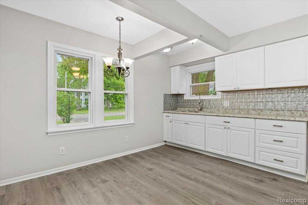159 N WASHINGTON Street, Lake Orion, MI 48362 — Photo 7