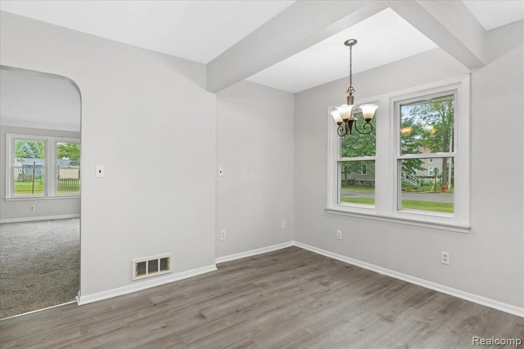 159 N WASHINGTON Street, Lake Orion, MI 48362 — Photo 8