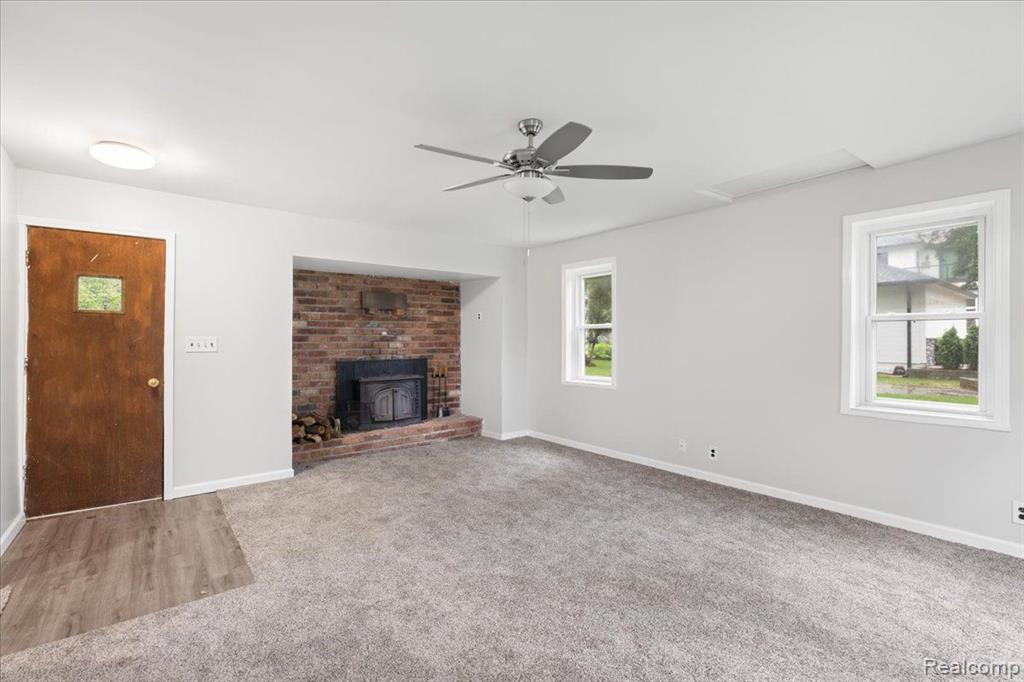 159 N WASHINGTON Street, Lake Orion, MI 48362 — Photo 16