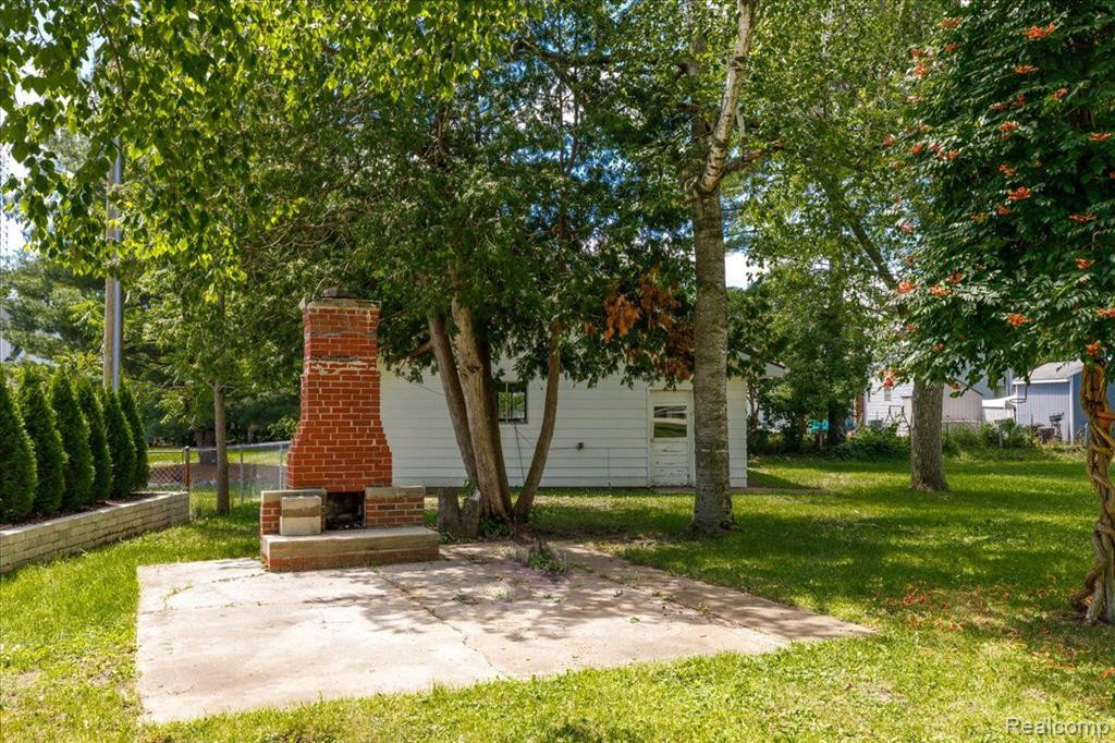 159 N WASHINGTON Street, Lake Orion, MI 48362 — Photo 19